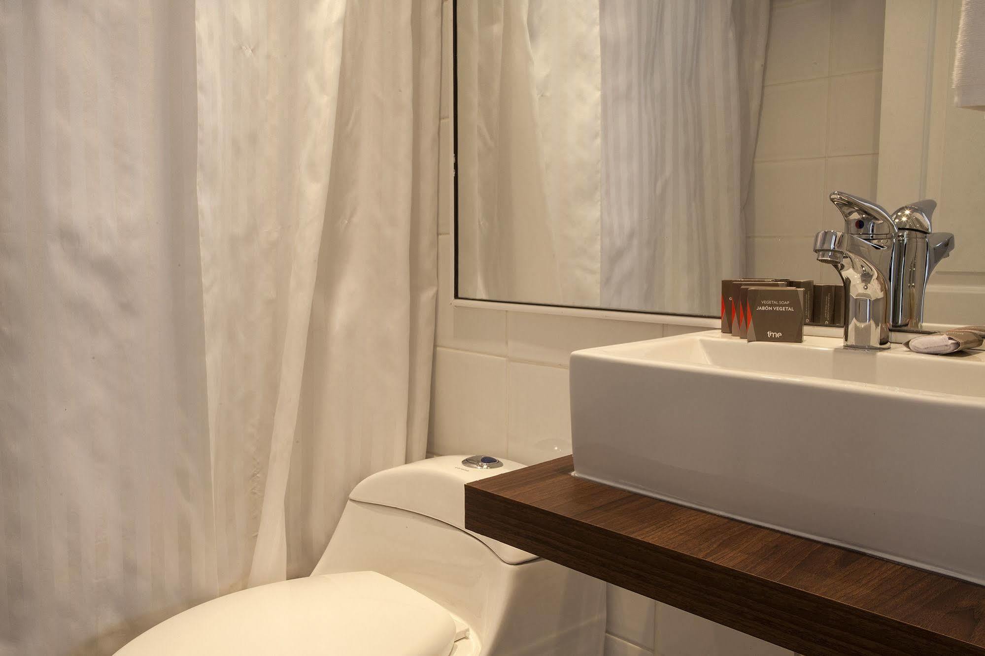 Time Suite - Comfort Apartments Santiago Exterior foto